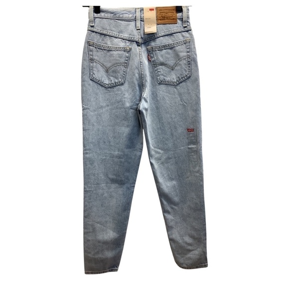 Levi’s Mom Jean Size 24 with distressed rip on one knee New With Tags - Picture 3 of 6